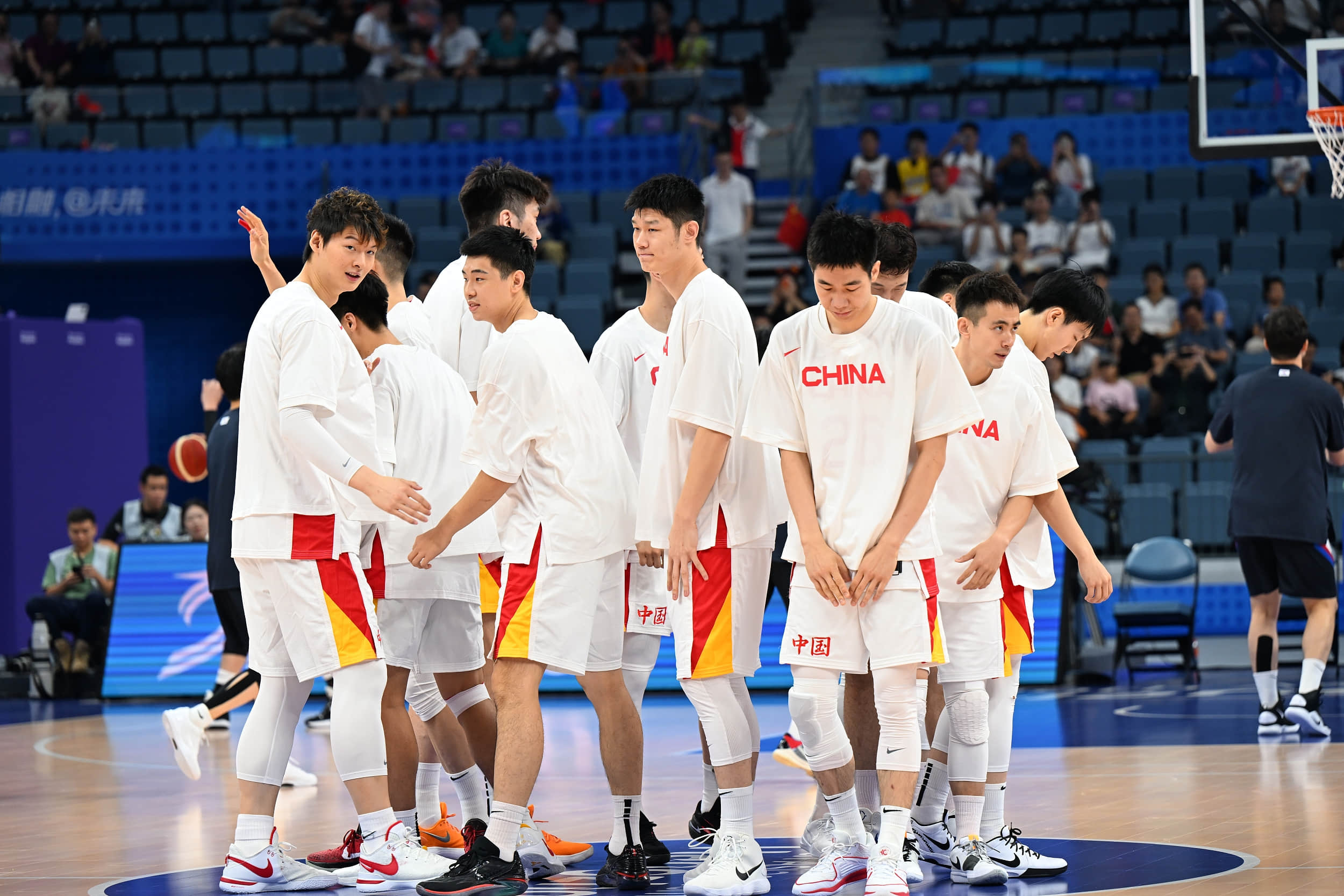 中国男篮欧洲拉练计划被打乱对手因签证问题比赛取消