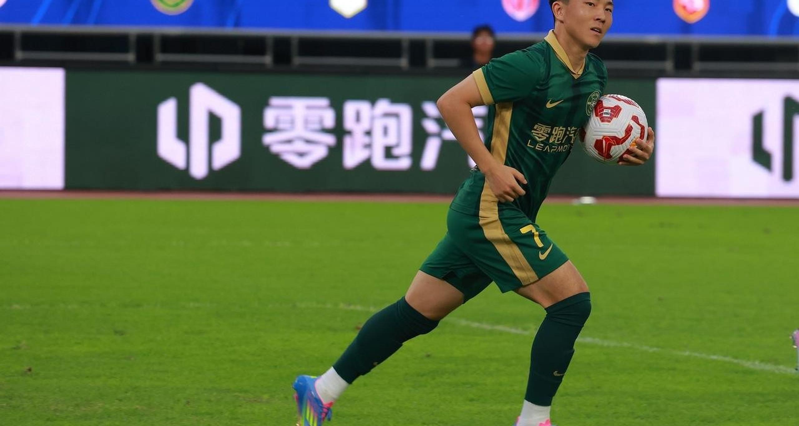 久尔杰维奇完成既定目标离任国足战术选人将再次推倒重来