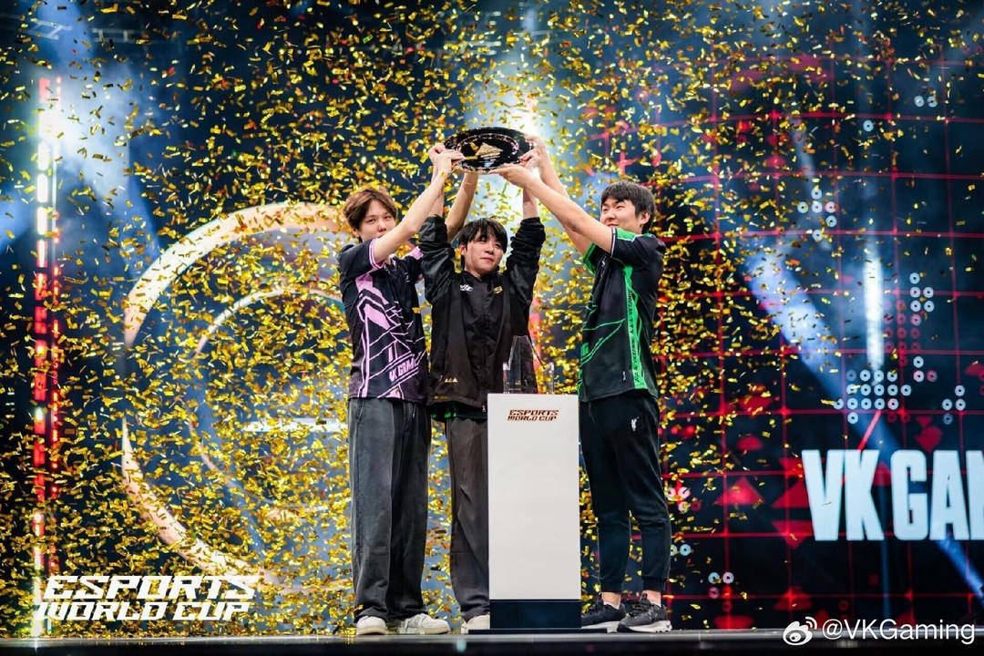 关于中国战队夺电竞世界杯《APEX英雄》冠军，奖金430万元的信息