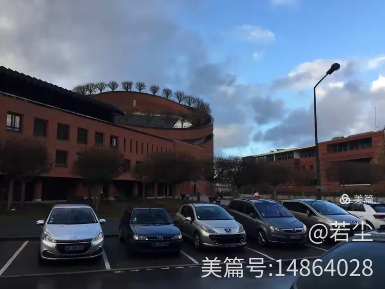 巴黎势如破竹，未来一片光明
